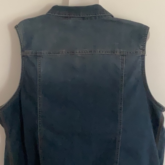 LOVE AND LEGEND BLUE JEAN VEST - Picture 6 of 8